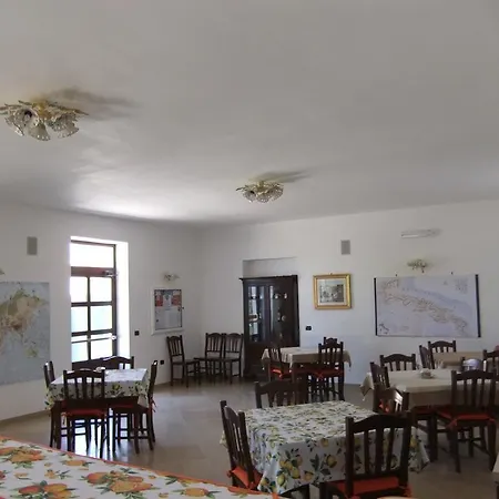 Fiori D'arancio Alloggio per agriturismo Palagiano